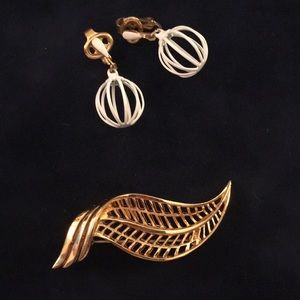 Vintage Trifari Brooch and Earrings